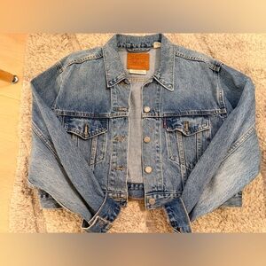 Levis cropped jeans jacket
